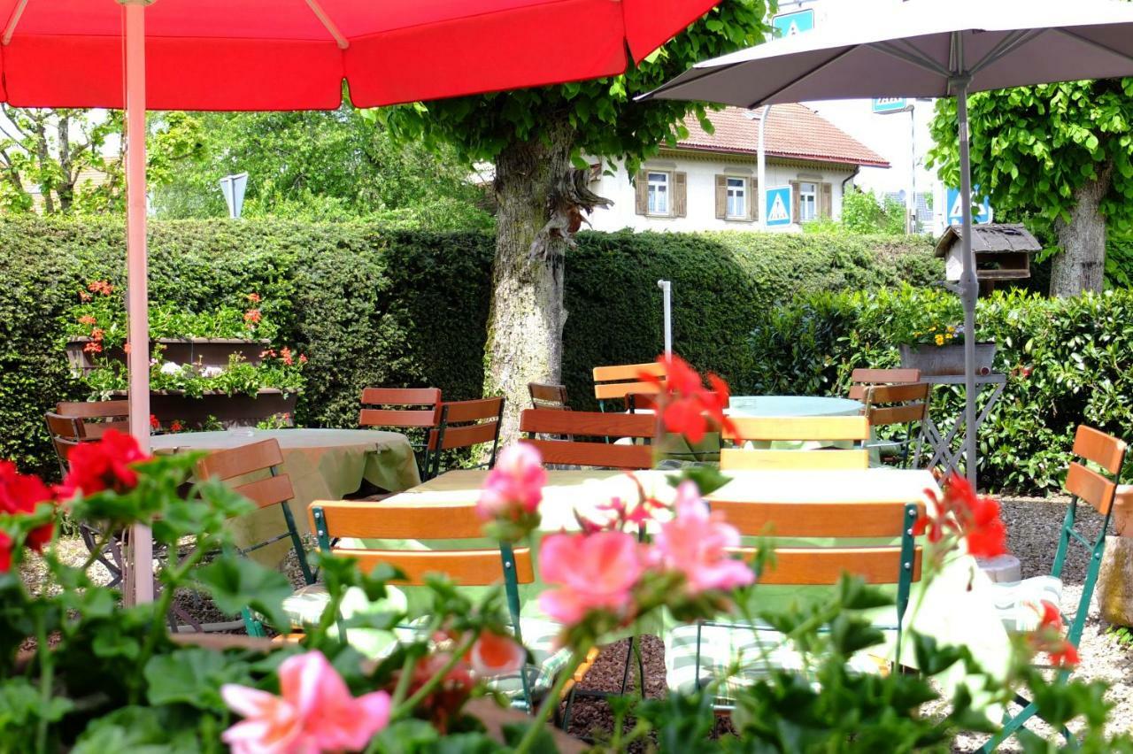 Hotel Loewen Кирхцартен Экстерьер фото